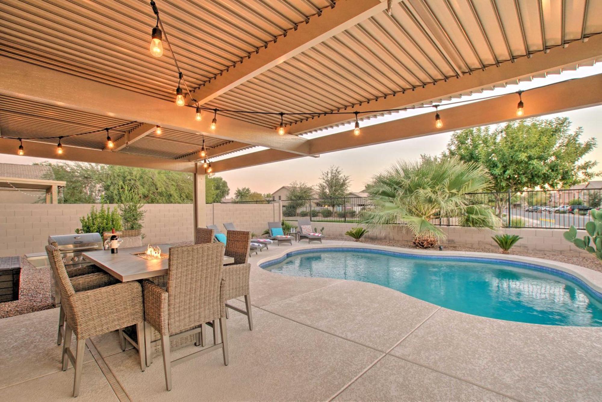 Updated San Tan Valley Escape With Backyard Oasis! Magma Номер фото